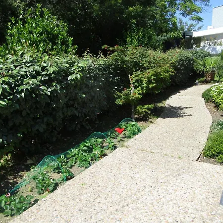 Bed & Breakfast D'hote, Plage, Petit-dejeuner Bio 3*