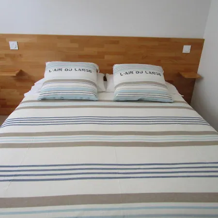 Bed & Breakfast D'hote, Plage, Petit-dejeuner Bio 3*