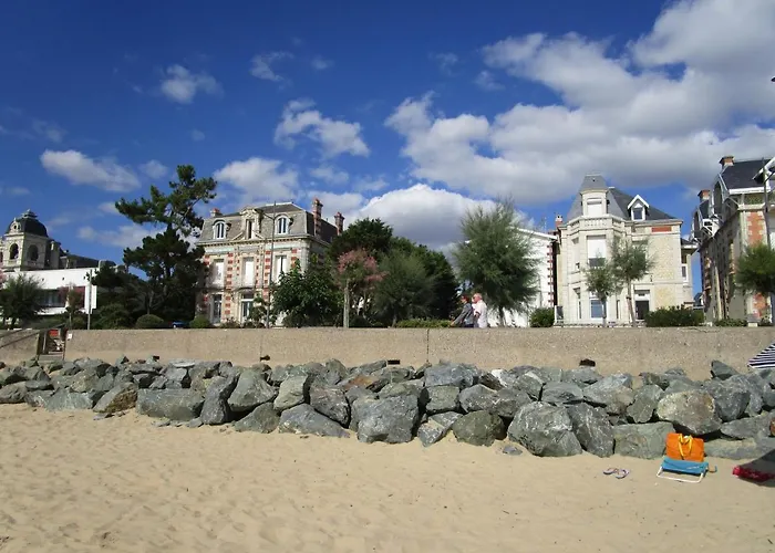 D'hôte, Plage, Petit-déjeuner Bio 3* Royan